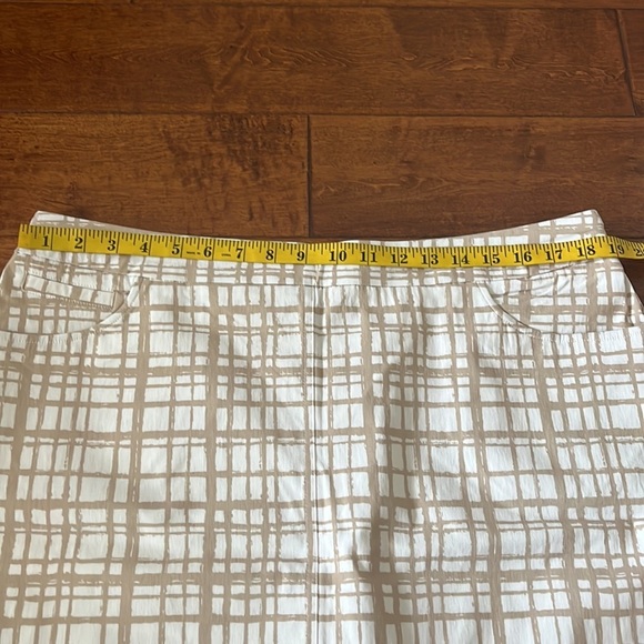 NWT Hilary Radley Womens Skort Skirt Black A Line Stretch Pockets Inner Shorts - Picture 13 of 13